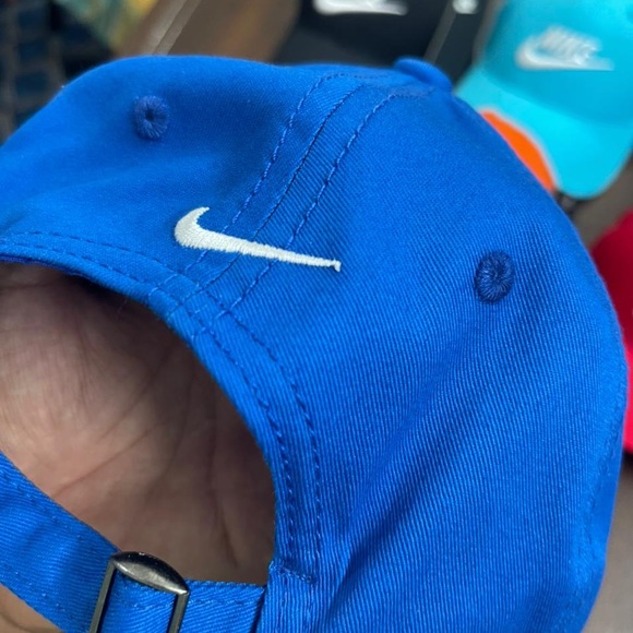 Red Nike Hat - Picture 3 of 4